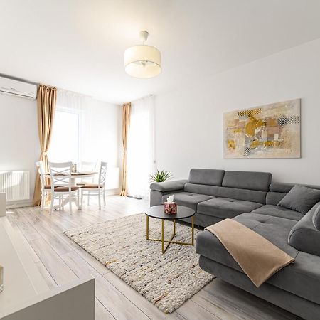 Mabu Apartment Brasov Bagian luar foto