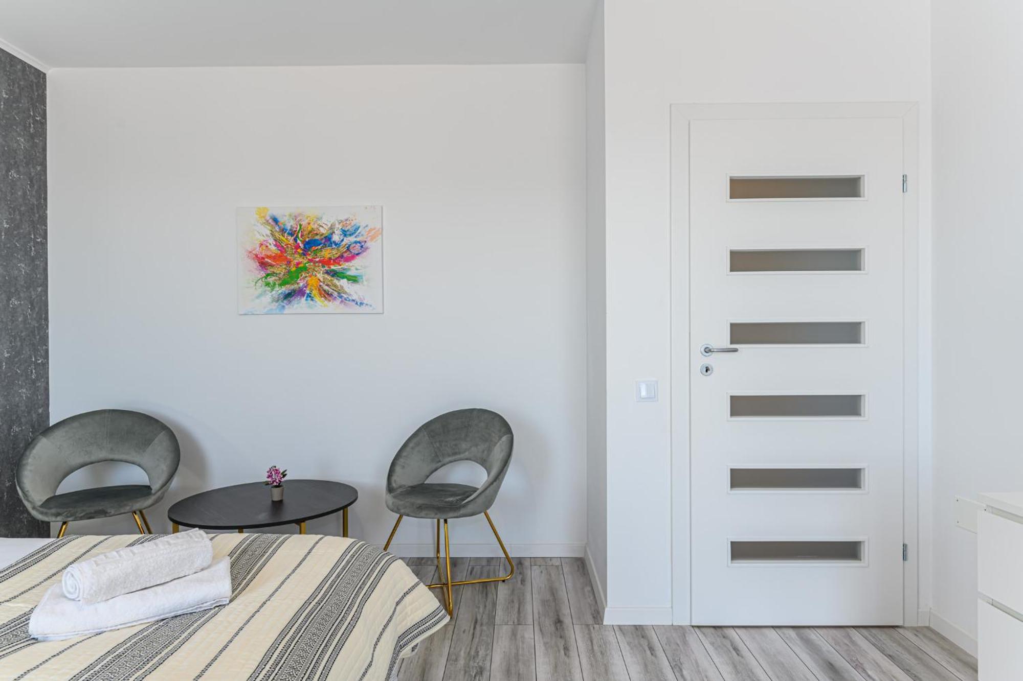 Mabu Apartment Brasov Bagian luar foto